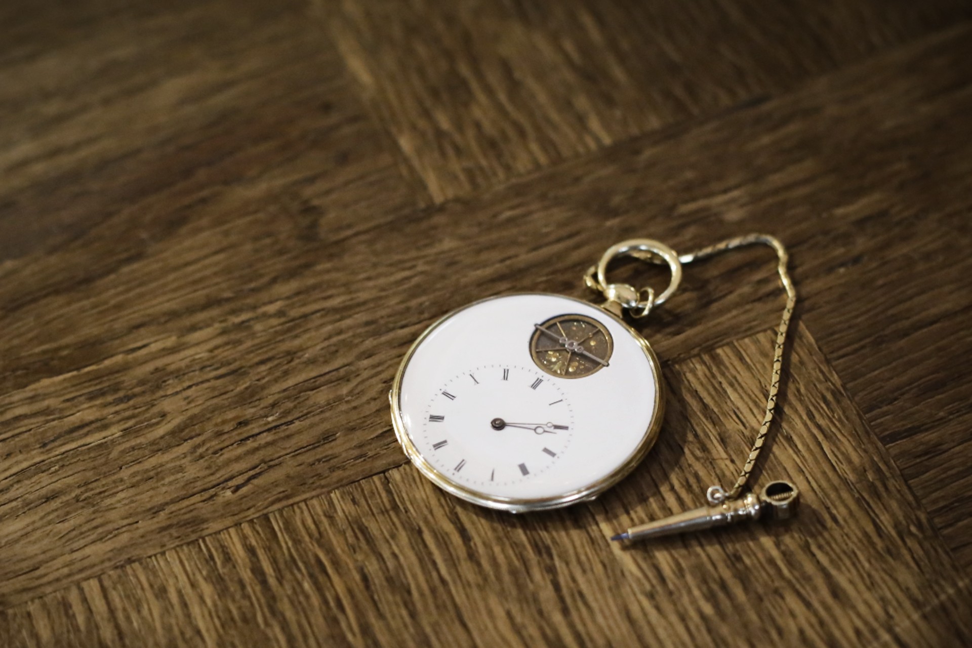 300年前の時計は直せるのに、30年前の時計は直せない。現代の