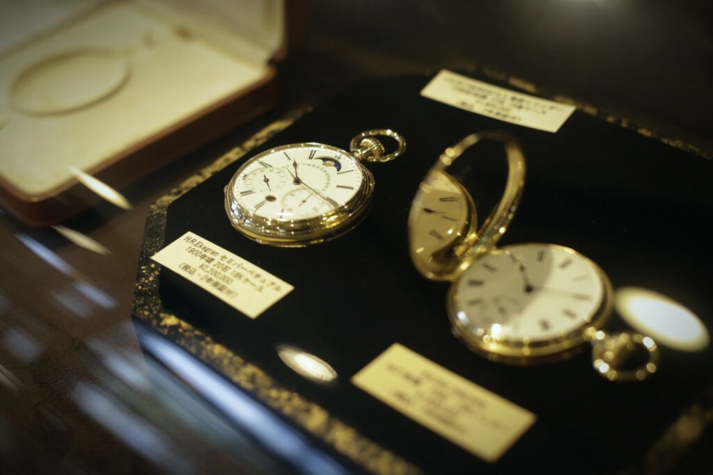 300年前の時計は直せるのに、30年前の時計は直せない。現代の ...