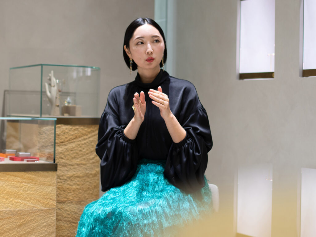 山内マリコさん